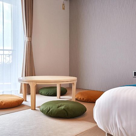 Hotel Ocean View In Kibogaoka Onna Esterno foto